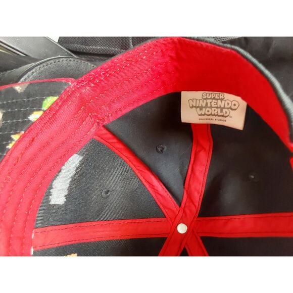 Universal Studios Super Nintendo World Player 1 Snap back Hat Super Mario - Picture 7 of 7